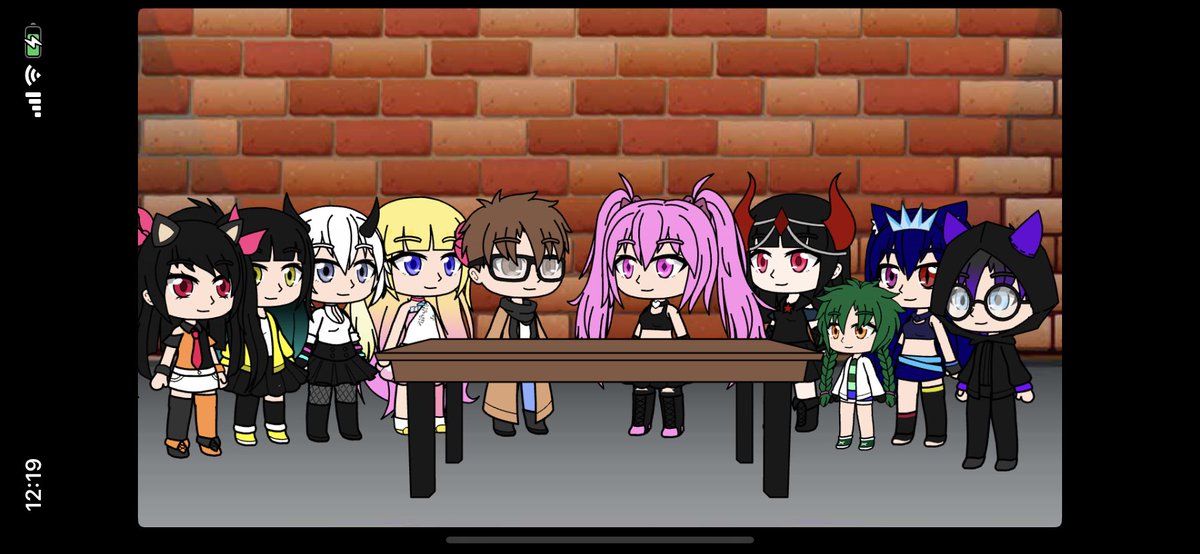 AchmadRafieD's tweet photo. Special guests playing poker
#harleyhanzel #nonahanzel #harlustration #hanaevangeline #evangelinart #selenaraffles #seleart #arpinahelios #heliostration #paporot #ethelchamomile #ethel_art #necodaily #necorriants #tamei #tameart #mukuro https://t.co/TYEPEOctmd