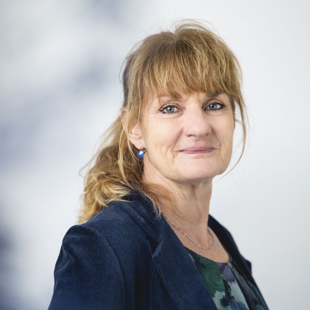 SWISSAID's tweet image. Unsere Co-Präsidentin SWISSAID, Bastienne Joerchel, ist eine der Initiatorinnen des &quot;La marche bleue&quot;! Unterstützen auch Sie die Forderung nach Einhaltung des Pariser Klimaabkommens und Netto-Null Emissionen bis 2050. Zur Petition: lamarchebleue.ch/participe/ #LaMarcheBleue #SWISSAID