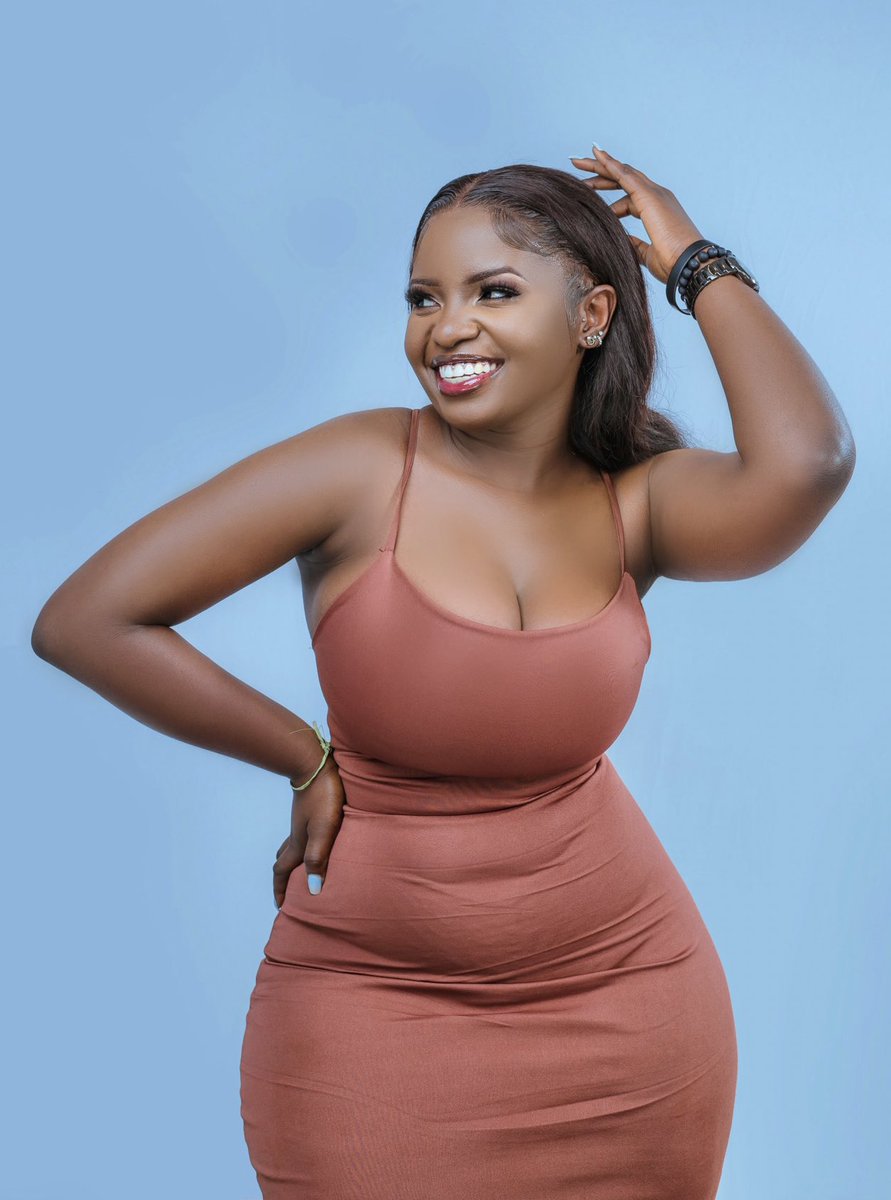 Christine Nampeera💎 on Twitter: "Wednesday 🤎"