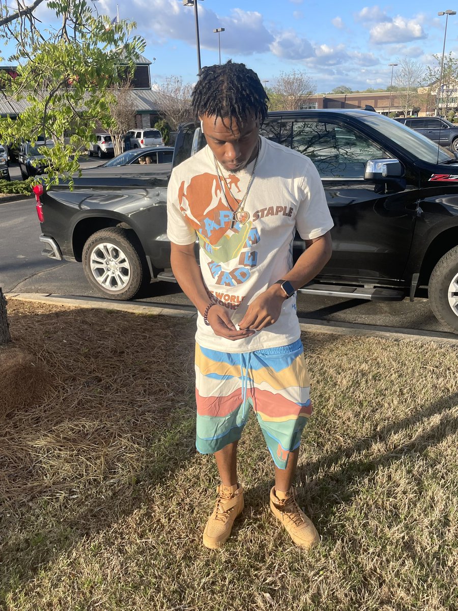 IamJavon1's tweet photo. Yeah Iβm Humble π€·π½ββοΈ, But It Ainβt No Hoe In Me π€π #FTHCG #LongLiveDaGuyz @staplepigeonπ€πΎπ²γ½οΈπ https://t.co/8c4kuVl00m
