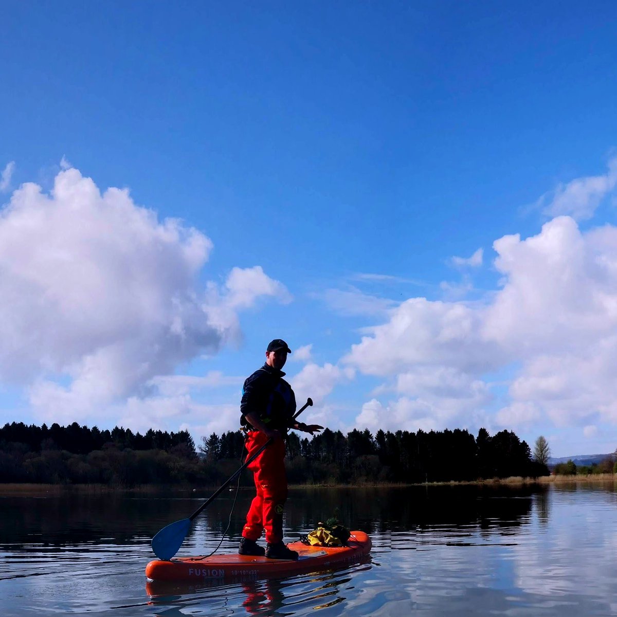 o_explore's tweet photo. What a perfect day for our first kayak and paddleboard trip of the year at Loch of Forfar!
With family adventures and taster sessions every Saturday, come along and explore with us!
#forfar #familyadventure #gopaddle #paddleboarding #kayaking https://t.co/O9ZFvVBUEM