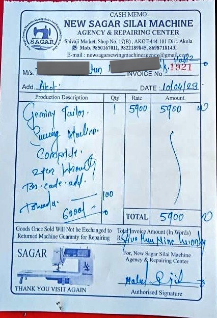 kausar_nargis's tweet photo. Alhamdulillah
#27th request for #Sewing_machine achieved
Jazakallahumma Khaira
This machine is for a widow of small kids
Father died at childhood
She lives with her mother, who work in farms.
Her younger daughter(1½yrs) born after her Husband died (before 2yrs) due to Covid.
#RT https://t.co/EaNkHoizrb