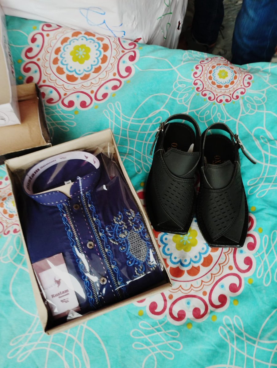 techieoor's tweet photo. Spirit of Giving this Ramadan

Team PAGE distributed Eid Gifts among the students of STAR School Haripur. Bringing Happiness and Joy to kids coming from underprivileged backgrounds is what makes us happy and contended

#SpiritofGiving #RamadanKareem #PAGEPakistan #STARSchools https://t.co/V6seDU0TOT