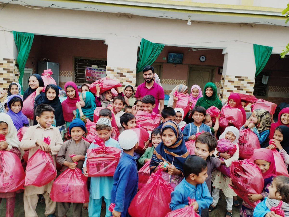 techieoor's tweet photo. Spirit of Giving this Ramadan

Team PAGE distributed Eid Gifts among the students of STAR School Haripur. Bringing Happiness and Joy to kids coming from underprivileged backgrounds is what makes us happy and contended

#SpiritofGiving #RamadanKareem #PAGEPakistan #STARSchools https://t.co/V6seDU0TOT