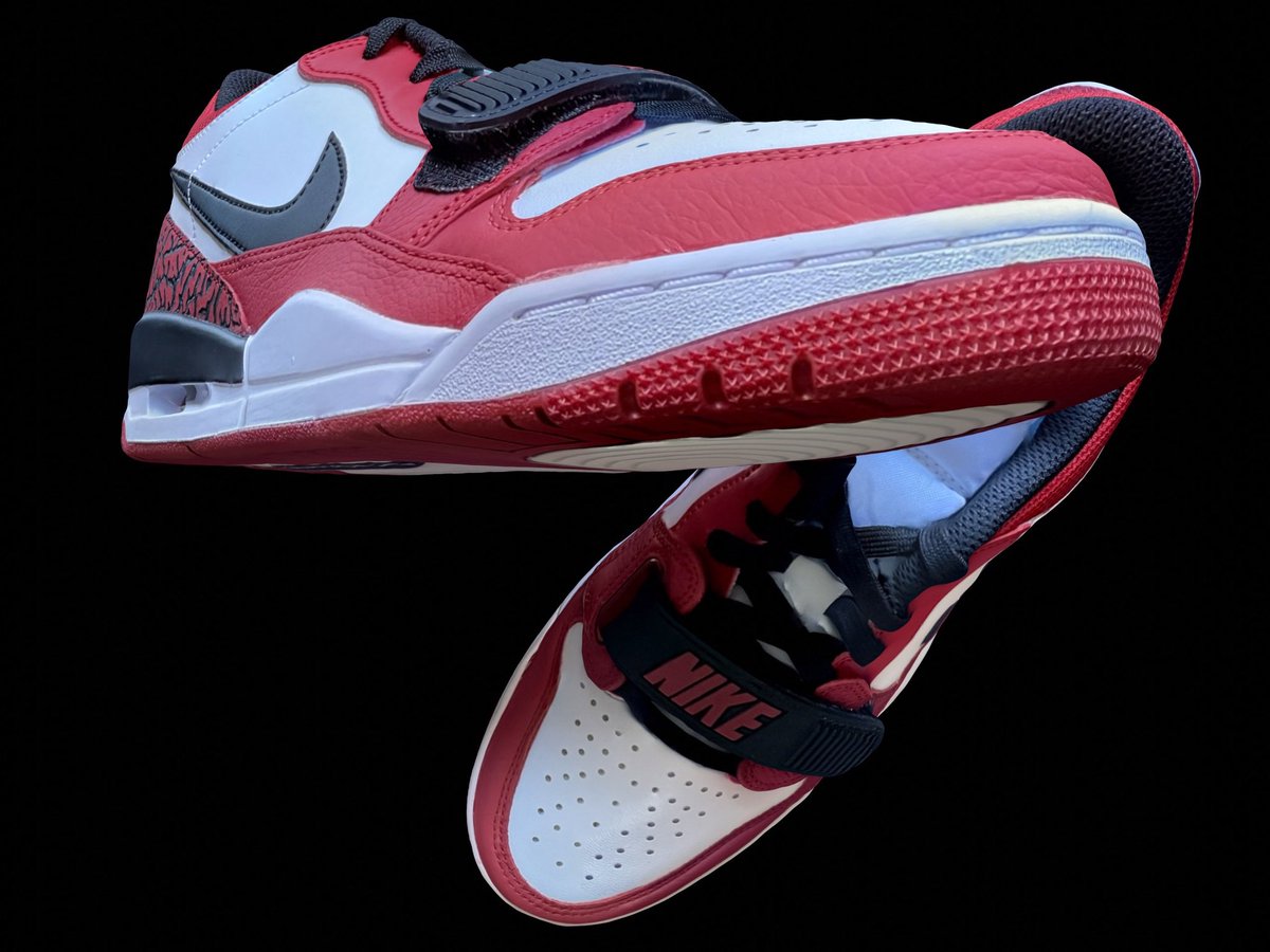 TRNIO's tweet photo. More renders of @mosworld 3D scans 🤩
These are his @nike Jordan Legacy 312 Lows.
Scan was captured with Trnio Plus using photo import.
#3dscanning #trnioplus https://t.co/584YWw8xQV