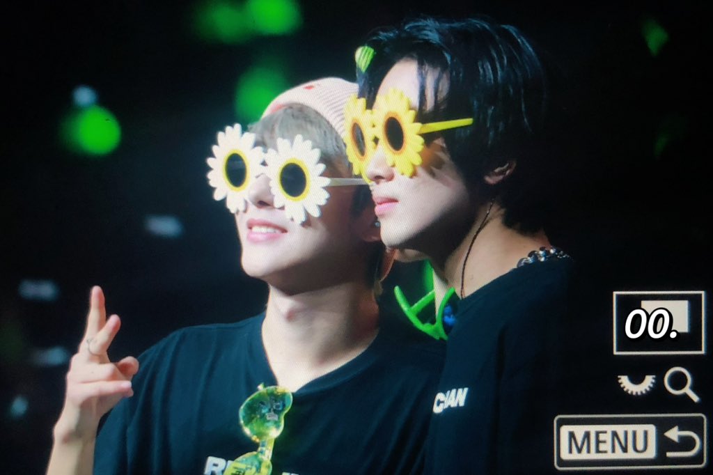 ndream00s's tweet photo. 230418 TDS2 in LA

#런쥔 #RENJUN #해찬 #HAECHAN #NCTDREAM #NCT https://t.co/D9a5JnJXEn