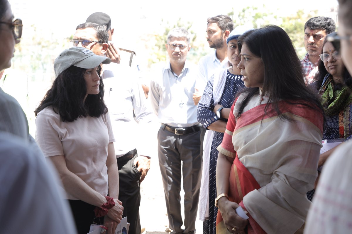 BiodiversitySMC's tweet photo. They discussed about the project with Hon’ble Municipal Commissioner Ms Shalini Agarwal, Surat Smart City CEO and other officials of #SMC #Biodiversityparksmc #suratsmartcity https://t.co/0V8SC8GIAI