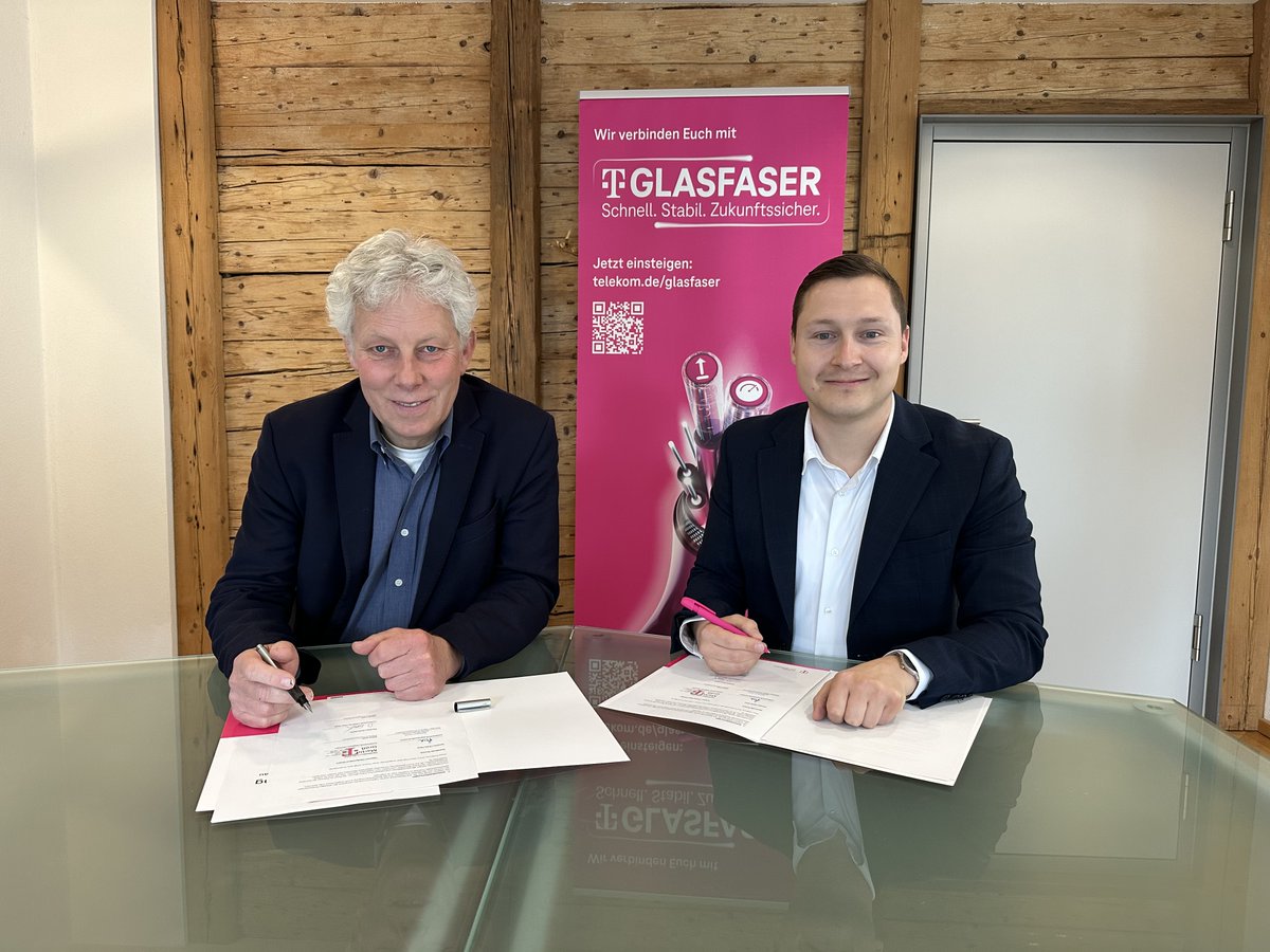 telekomnetz's tweet photo. 3.560 #Glasfaser-Anschlüsse für die Gemeinde #Durach mit #Bechen, #Oberkottern, #Straßösch und #Weidach. Nach dem Ausbau #Gigabit Geschwindigkeit möglich. #DasNetz #Telekom #Glasfaseristmagenta https://t.co/At0leDAE2Y