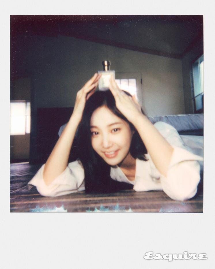yeonwoo_actress's tweet photo. [B-cut] Yeonwoo x Forment 💜
🔗https://t.co/zkBAC7Okpr
#연우 #ヨヌ #yeonwoo  #9atoent #YeonwooxEsquireKorea #JinYeonah https://t.co/4i05VFDx59