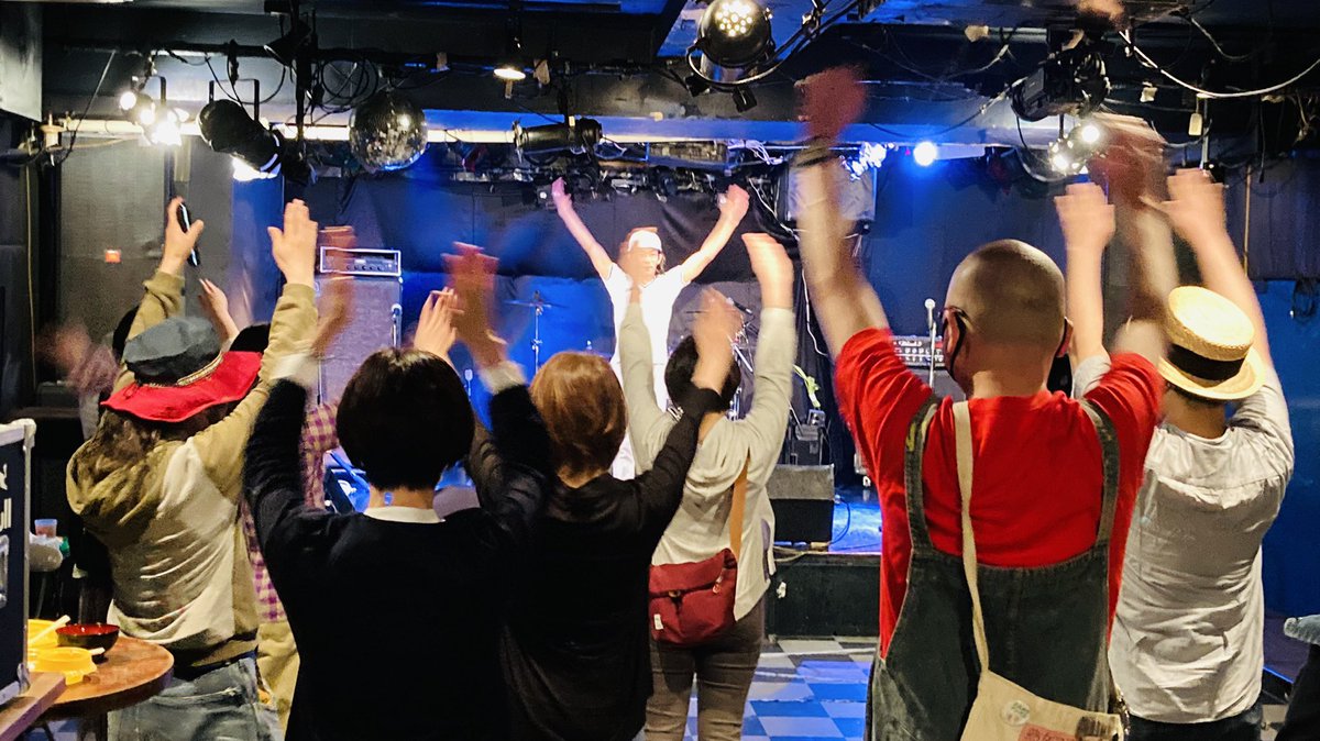 ロックンロールサービス・トライアド tweet media