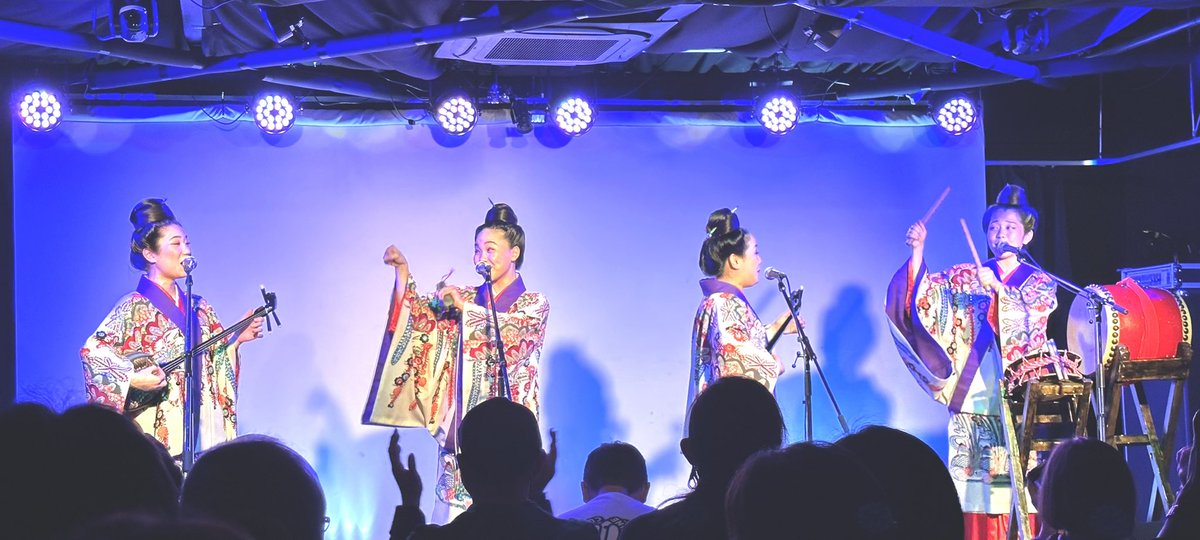 nekonoraichi's tweet photo. ネーネーズLIVE
名古屋のaサインバーkoza
楽しかった〜!!
今日もネーネーズライブいってきまーす ♡
#ネーネーズ
#nenez
#名古屋ライブ
#aサインバーkoza https://t.co/wb9zX8tFqu