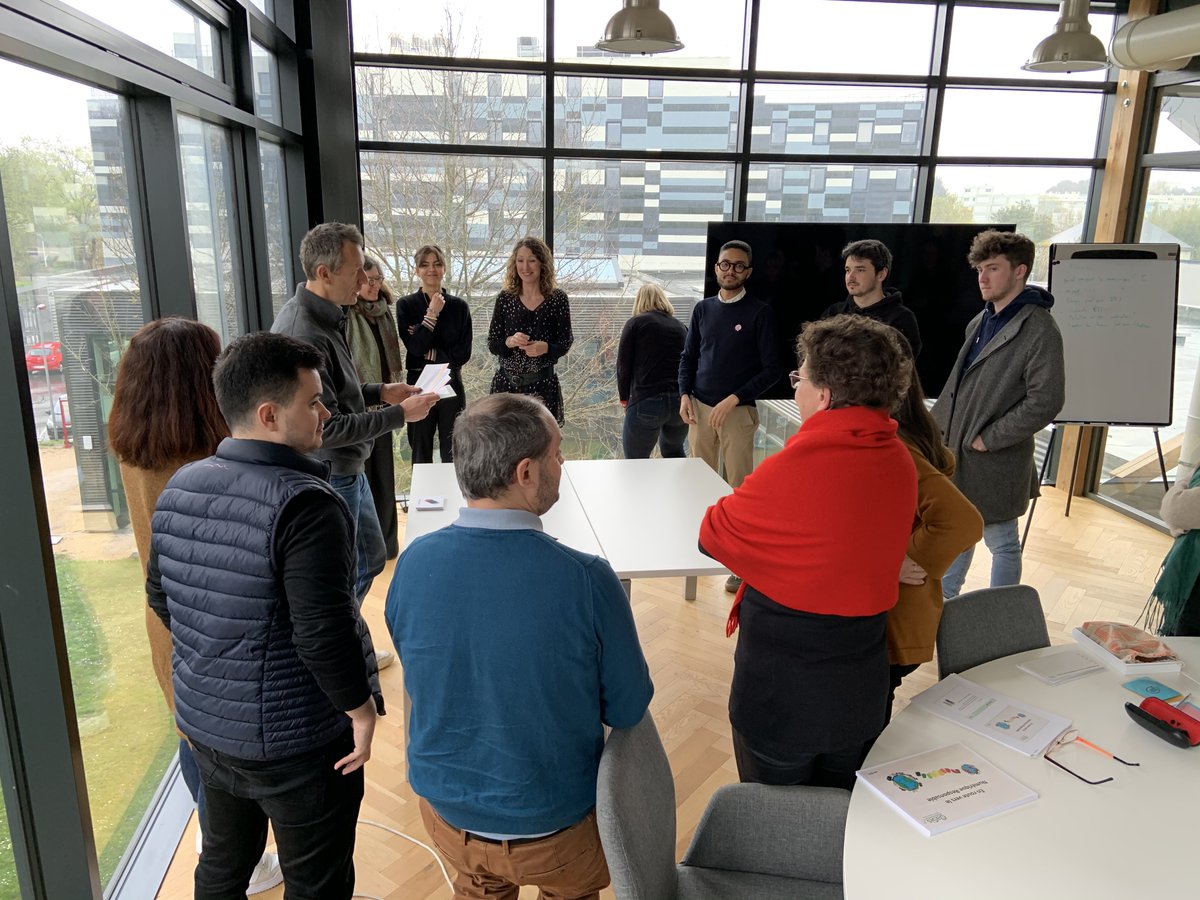 SYD_DigitalCare's tweet image. La semaine dernière, nos collaborateurs se sont mobilisés autour du numérique responsable dans le cadre du #DéfiZéroDéchet des entreprises ! ♻🌍

Merci à l’association @oasis_ZD pour son accompagnement dans ce #DéfiZéroDéchet ! 👏