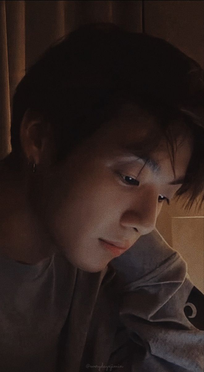 Aamyungv's tweet photo. cw// open ending

“You are here again,” Taehyung looks at the guy who drops beside him on the bench, “I see.”

The guy smiles at him, eyes crinkled, “you are here too, I see.”

Taehyung looks forward, a sense of calm filling him. He sighs, leaning back against the bench. https://t.co/9jBvP2rt60