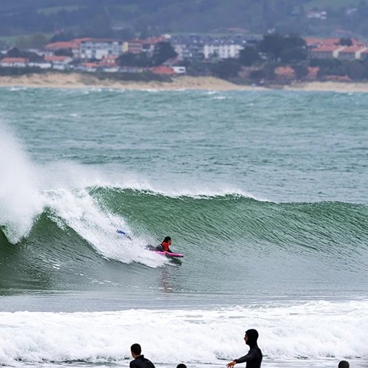 surfcanallave's tweet image. Bien de izquierda y derecha. 

#bodyboard #bodyboarder @annittaa06 #sardinero #santander @sony.espana #photobodyboard @surferrulemag #phototheday @fedcantabrasurf
instagram.com/p/CrNSxkZIBxC/…