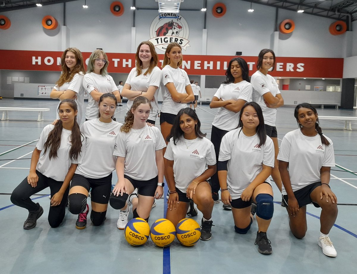 JohnWBrowne's tweet image. Players and spectators had lots of fun this morning as @Stonehill_SIS high school girls and boys volleyball teams won friendly matches against Canadian International School. Go Tigers! #SISlearns