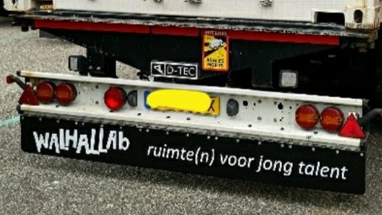 Waar vind je onze vrachtwagen?

Gisteren in <a href="/putten/">Stacey vanderPutten</a>, waar notabene een leerling van ons vandaan komt.

Spot de Spatlap en Win een prachtig taartje van onze Lize, 14. 

Deel de foto op jouw account ovv <a href="/WALHALLAb_NL/">WALHALLAb</a> met #SpotDeSpatlap en.. wie weet!