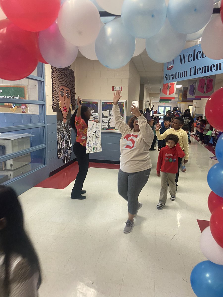 skillset_lyons's tweet photo. Our students enjoyed their TN-Ready Kick off!! This week!!! 
🍎📚🦅#WeLoveOurStudents ❤️ https://t.co/xgVXlg3ORZ