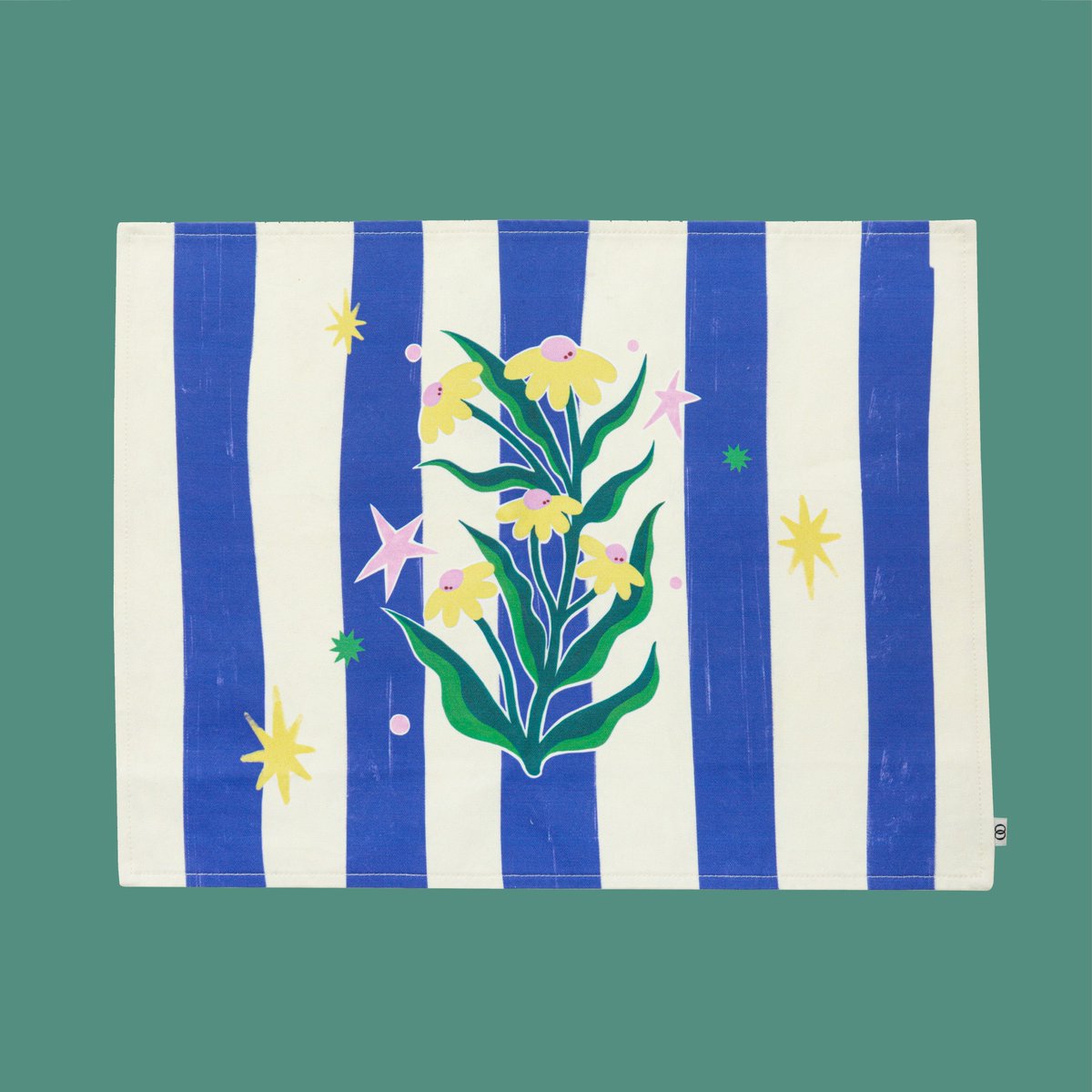 bkkmenu's tweet image. Modernform x Pomme Chan
การสร้างสรรค์งานดีไซน์คอลเลกชันสุดพิเศษ ‘Floral Collection: Love Blooms From Within’
เติมเต็มการใช้ชีวิตในที่อยู่อาศัยให้เป็นช่วงเวลาแห่งความสุข
.
bit.ly/3mIhky3
.
#BKKLIVING #ModernformxPommeChan #FloralCollection #LoveBloomsFromWithin