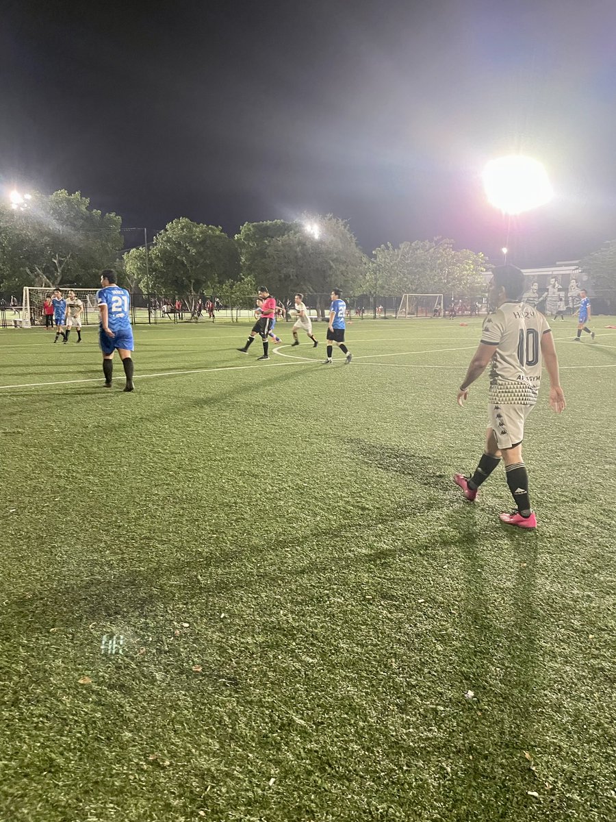 FlexaFC's tweet photo. 📊Jornada 6

🔰 @FlexaFC 6-3 #MidSaintGermain
[3] #JesúsMeza
[1] @rodrigoabreu15
[1] #FabrizioCapelini
[1] @ErickHeftye

El primer equipo saltó a la cancha con cuadro completo y se impuso ante un rival joven que nunca lo puso fácil.

#FlexafcUnaSolaPasión ⚽️ https://t.co/eyMmk7iPBP