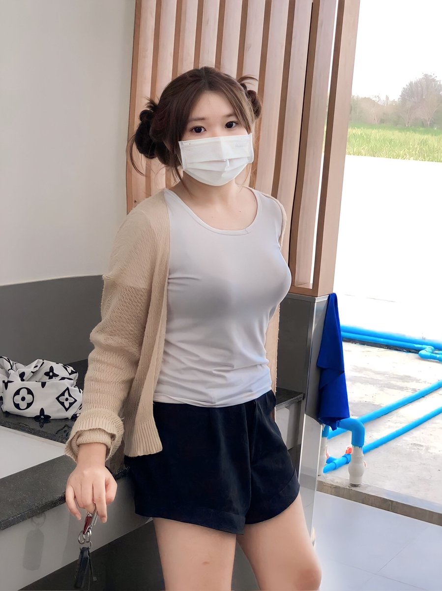 อยากไปเล่นน้ำที่ห้องเธอจัง🤪💦