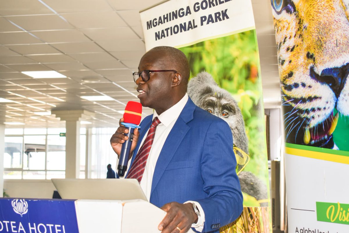 AfricaTembelea (@africatembelea) on Twitter photo Speaking to the media <a href="/SkyzHotel/">Protea Hotel by Marriott® Kampala Skyz</a> in Kampala yesterday, <a href="/ugwildlife/">Uganda Wildlife Authority</a> Executive Director Sam Mwandha revealed that the electric fence technology is so effective, and that only a shock is given and no injury or death of the wildlife occurs.
#UWAPresser Speaking to the media <a href="/SkyzHotel/">Protea Hotel by Marriott® Kampala Skyz</a> in Kampala yesterday, <a href="/ugwildlife/">Uganda Wildlife Authority</a> Executive Director Sam Mwandha revealed that the electric fence technology is so effective, and that only a shock is given and no injury or death of the wildlife occurs.
#UWAPresser