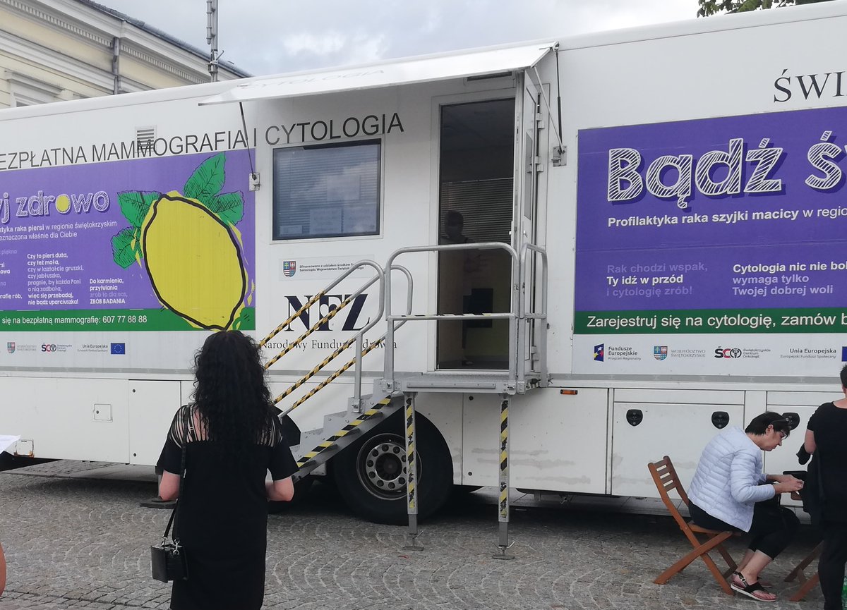 NFZ_Kielce's tweet photo. Uwaga mieszkanki #Ćmielów❗️
Dziś i jutro przy #UMiG parkuje 🚑cytomammobus #ŚCO.
Koniecznie skorzystaj z bezpłatnej:
✔️mammografii (50 – 69 lat)
✔���cytologii (25-59 lat)
📞661 911 300
Bo zdrowie jest najważniejsze.
#ŚwiętokrzyskiNFZ
@NFZ_GOV_PL @MZ_GOV_PL https://t.co/xV4d9Fj12Q