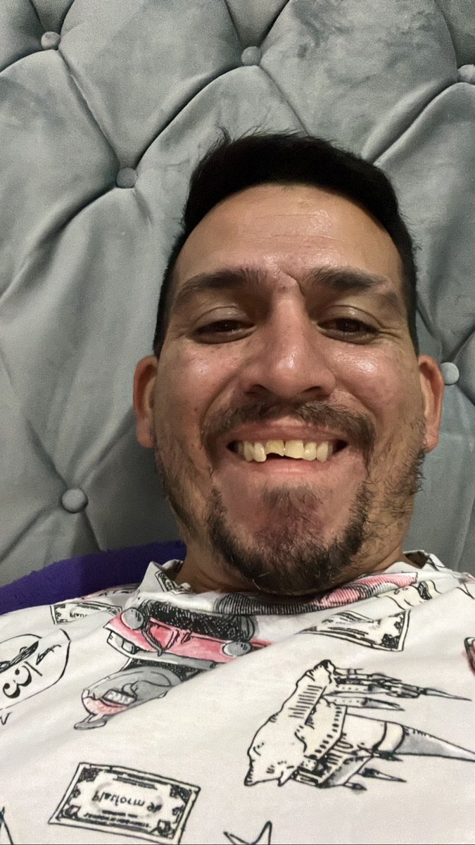 FlexaFC's tweet photo. ❌ Lo negativo

Nuestro delantero @rodrigoabreu15 sufrió un golpe en el diente lo que propició que perdiera una parte de él.

#ÁnimoTanque 🤕 https://t.co/n3Om5b94w2