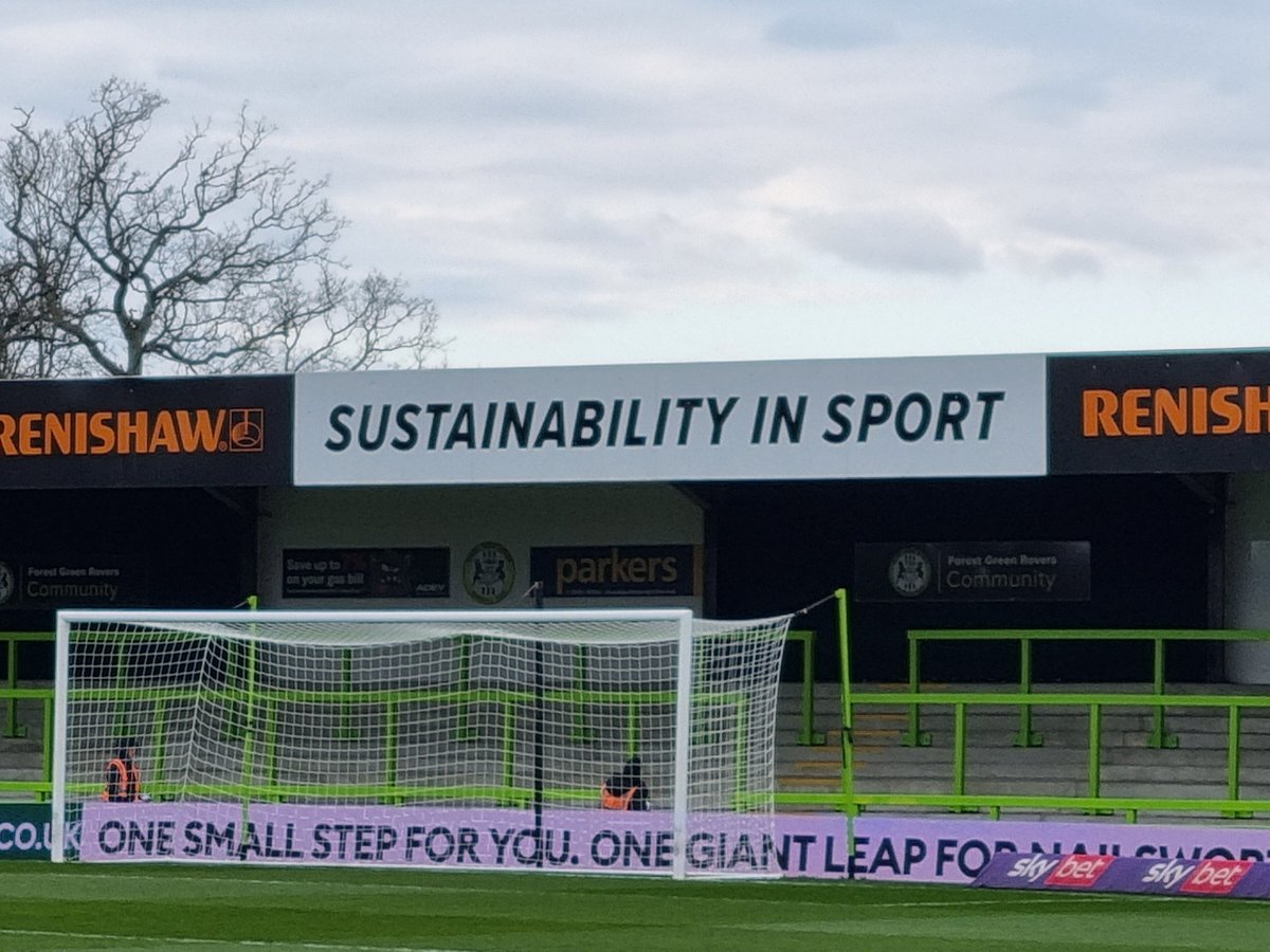 Embark_CSR's tweet image. Great visit to @FGRFC_Official by the #EmbarkCSR team on behalf @dmuleicester yesterday.

Talking all things #community #sustainability #SDGS and #NetZero.

We also stayed for the match against @ftfc.

#FGR is a fantastic example for all #football clubs 👏
