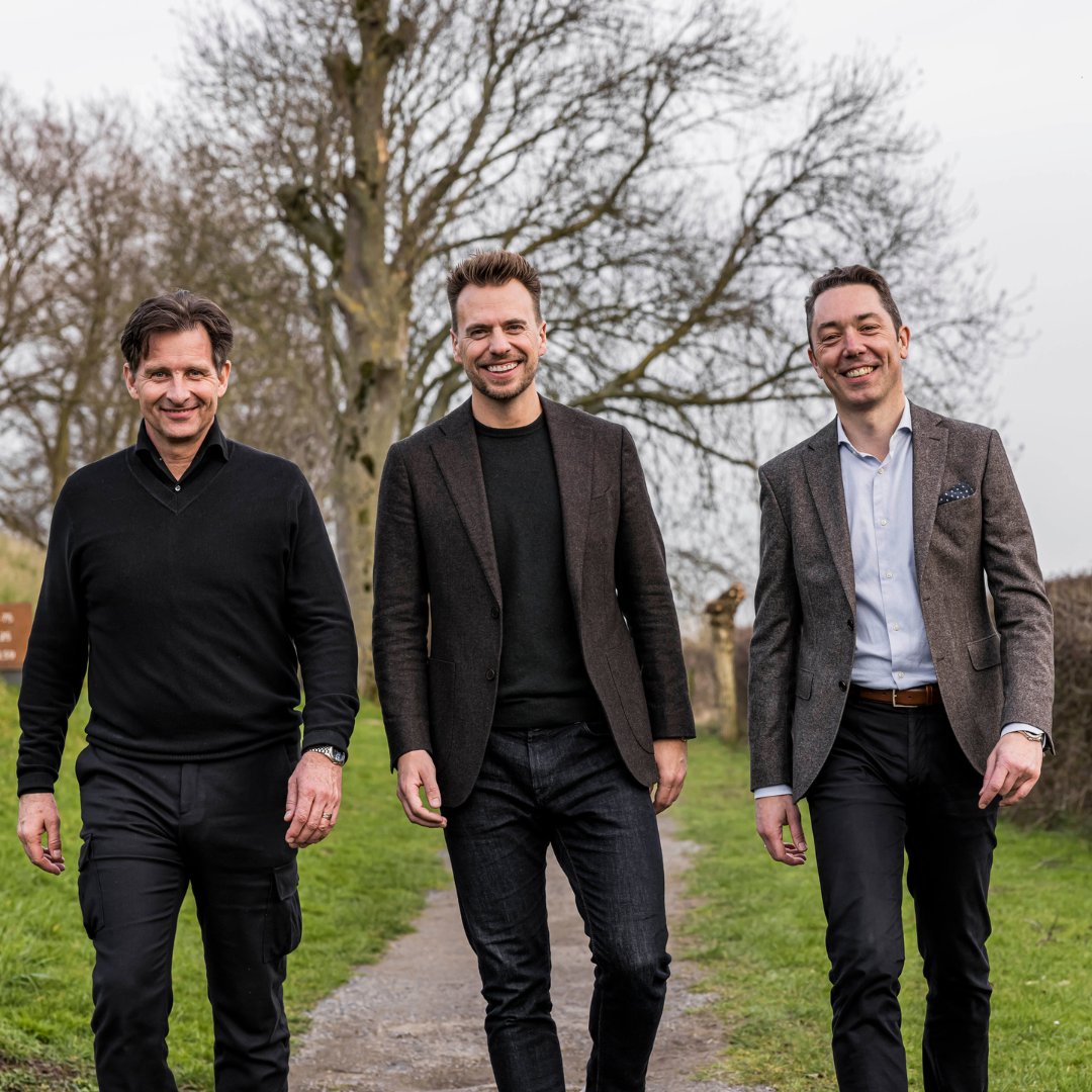 Exciting news! We’re joining forces with <a href="/umbrio_com/">UMBRiO</a>  to become one of Benelux's leading Digital Service Intelligence players! 🤝 Here's to a seamless and trustworthy digital world! 👉bit.ly/41DArYI #DigitalServiceIntelligence #UMBRiO #DavinsiLabs #Proximusaccelerators