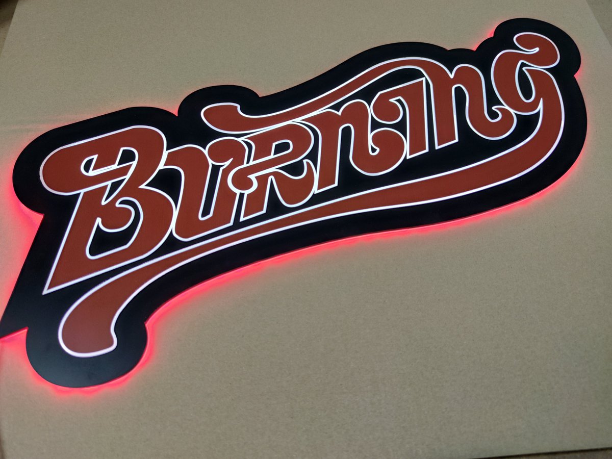 Este es uno de nuestros trabajos para un grupo rockero 🤟🎸llamado "BURNING", compuesto por metacrilato, vinilos y LED 💡. ¡Queda increíble! 🔥

info@arguedon.com 📩 o entra en arguedon.com 🌐

#luminosos
#LED
#rock
#music
#madrid
#picoftheday