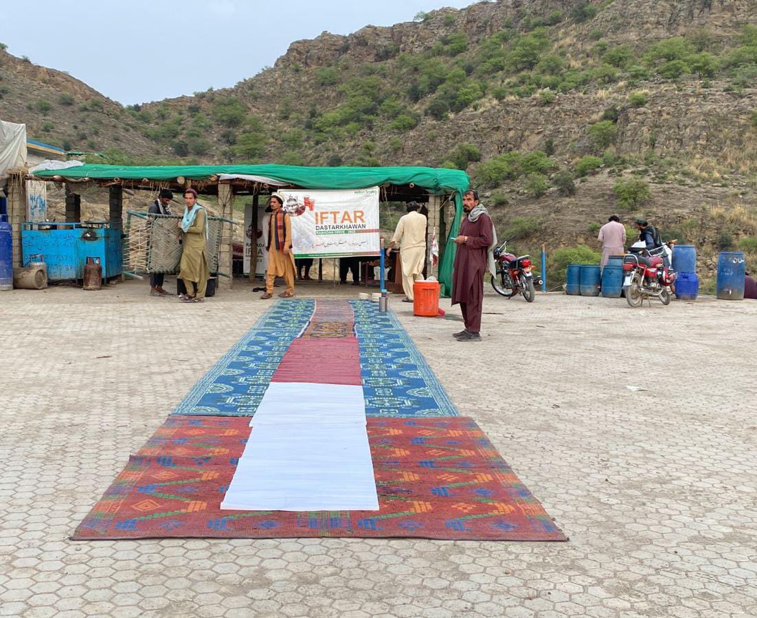 MSfoundationPK's tweet photo. Million Smiles Foundation Volunteers arranged Iftar Dastarkhwan in Spinwam, North Waziristan.

اِس ماہِ نور، مسکراہٹیں بھرپور !  

The journey of SMILES spreading across Pakistan without any bias or divide. 

We are MILLION SMILES that unite. Alhamdulillah. https://t.co/bCDt2NOocP