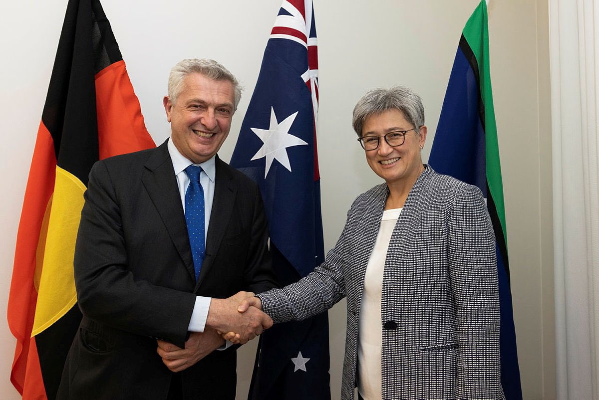 An impressive and encouraging meeting with Foreign Minister @SenatorWong: we had a very strategic discussion about Australia’s strong humanitarian role in responding to refugee crises worldwide and especially in the region — including through resettlement and other pathways.