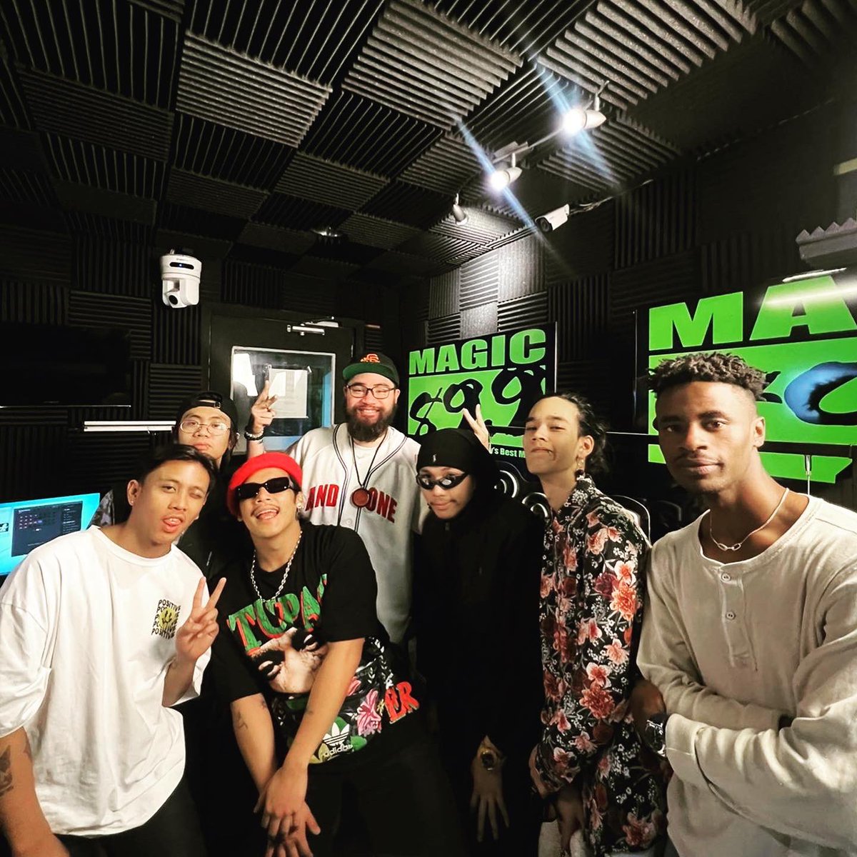 Magic899's tweet photo. Roundup of our guests! Check us out on Facebook and Youtube for more #MagicExclusives! ✨

https://t.co/8yrccORYkM https://t.co/sQGg9EEaiH