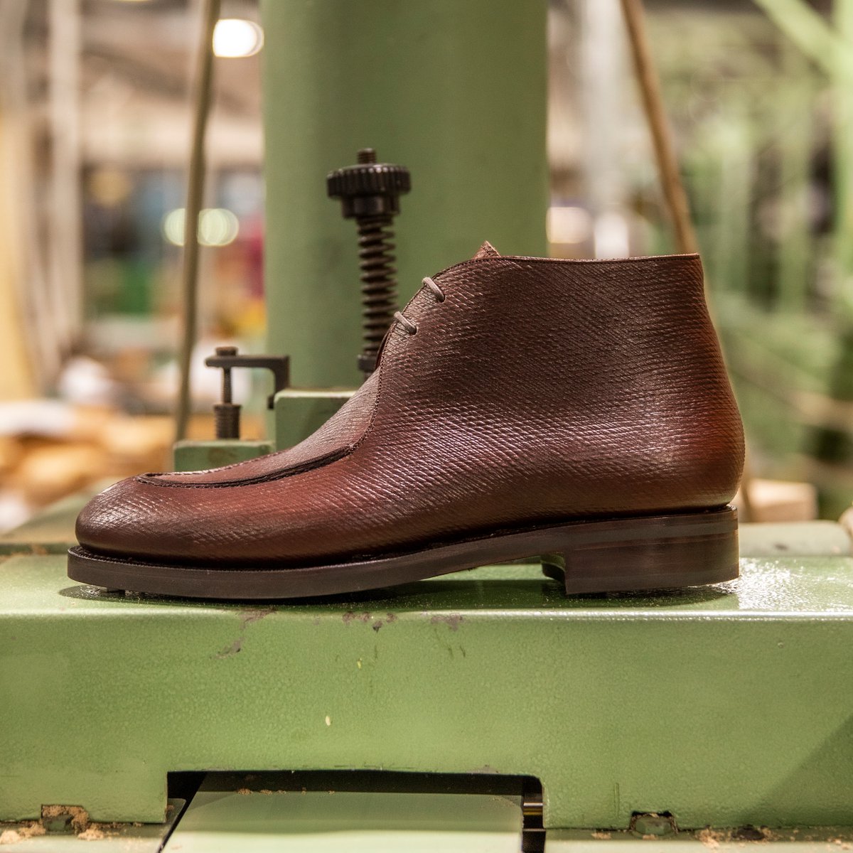 carminashoemake's tweet photo. Last hours of custom weekend | Custom Chukka boots
Are you yet to customise your Carminas? Take advantage of the 20% discount this Custom Weekend, and experience customising your shoes in 3D.
#carminashoemaker #customweekend https://t.co/5z4uahxy1l https://t.co/368ML0Vr4x