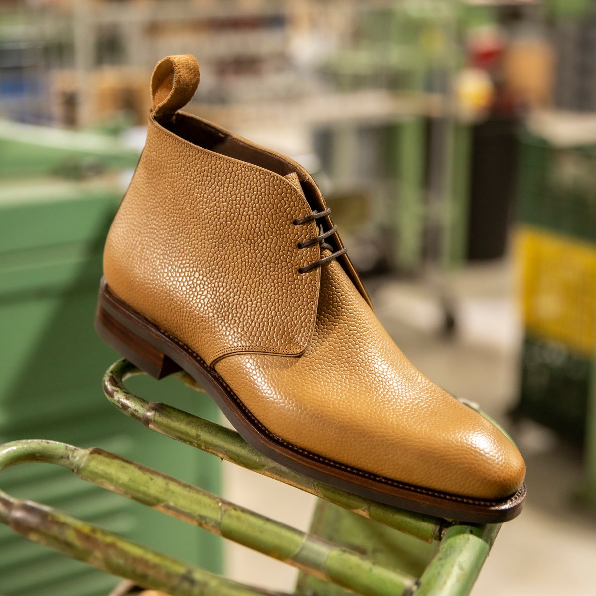 carminashoemake's tweet photo. Last hours of custom weekend | Custom Chukka boots
Are you yet to customise your Carminas? Take advantage of the 20% discount this Custom Weekend, and experience customising your shoes in 3D.
#carminashoemaker #customweekend https://t.co/5z4uahxy1l https://t.co/368ML0Vr4x