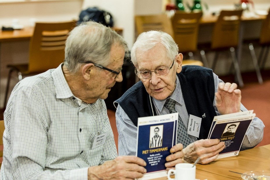 Kent u iemand voor wie Talking Football enorm waardevol zou kunnen zijn en wilt u graag meer weten over dit nieuwe project van de FC Den Bosch Foundation?

#goeddoenmakkelijkmaken
#fcdenboschfoundation
#galant

lnkd.in/esG4qC8W