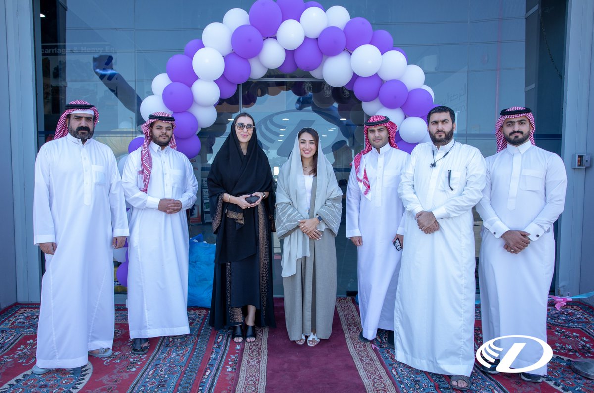 UtdMotorsDubai's tweet image. Our 𝗡𝗲𝘄 𝗦𝗵𝗼𝘄𝗿𝗼𝗼𝗺 𝗶𝗻 𝗗𝗮𝗺𝗺𝗮𝗺 to further support our prestigious customers in the region.
Product range includes highway &amp;amp; off-road tyres, heavy equipment &amp;amp; undercarriage spare parts, filters.
#newshowroom #unitedmotors #Dammam #ksa #saudiarabia