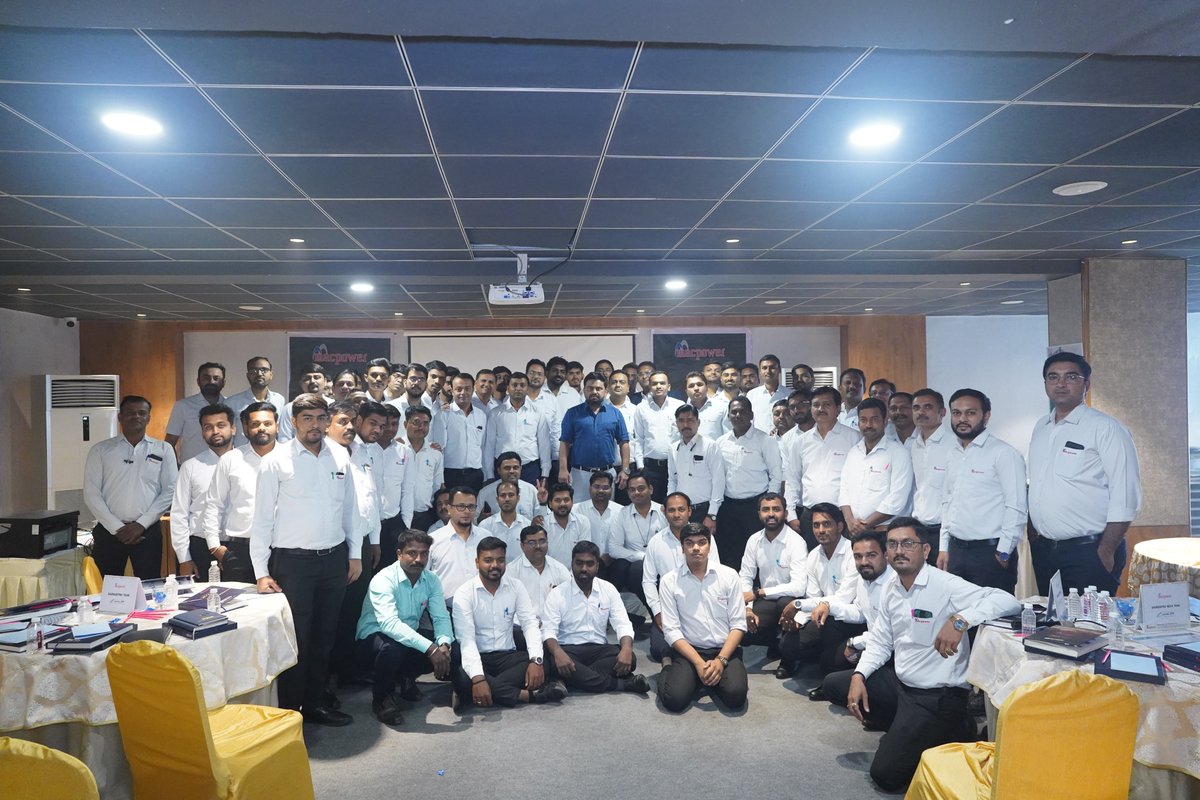 Macpower_CNC's tweet photo. We had an incredible time at our sales meet event, where we shared insights and strategies for success. Check out these photos to see what went down!!!-

#levelup#cnc #gujarat #machine #VMC #MACHINETOOLS #indiamart #technology #cnc #macpower https://t.co/k1A2iXWxFM