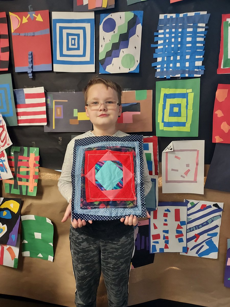 BristowCreates's tweet photo. Sewing successes of the week - connecting and creating 💜 @bristowelem @WarrenCoSchools https://t.co/saii2JXxtk