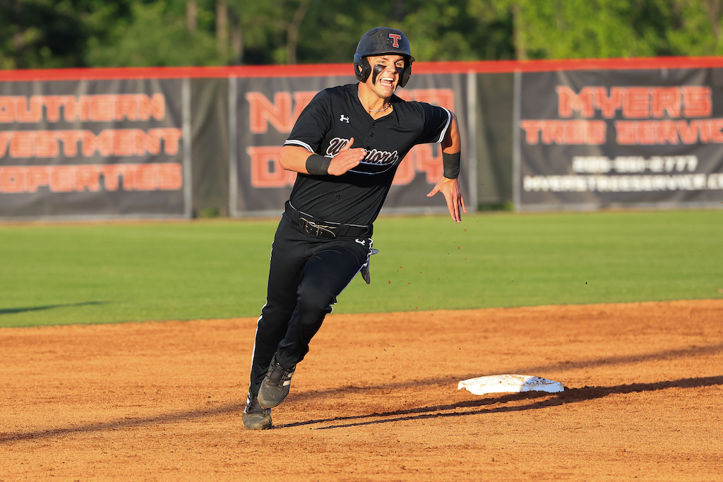 AlecEtheredgeSC's tweet photo. Thompson clinched the Class 7A, Area 5 Championship last night with a dominant shutout effort against the Hoover Buccaneers and will now get to host a first-round playoff game.

Story/Photos: https://t.co/p7kIVwmc9o https://t.co/JN4YVpR9ta