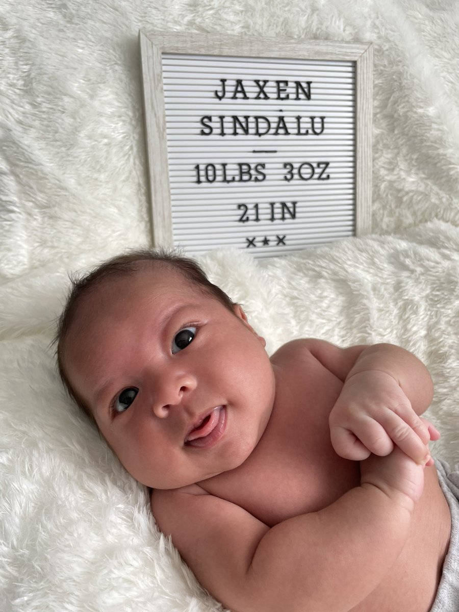 xvanahmae's tweet photo. Jax is One Month and Full of Love 🌿 https://t.co/2UyGTV7FsA