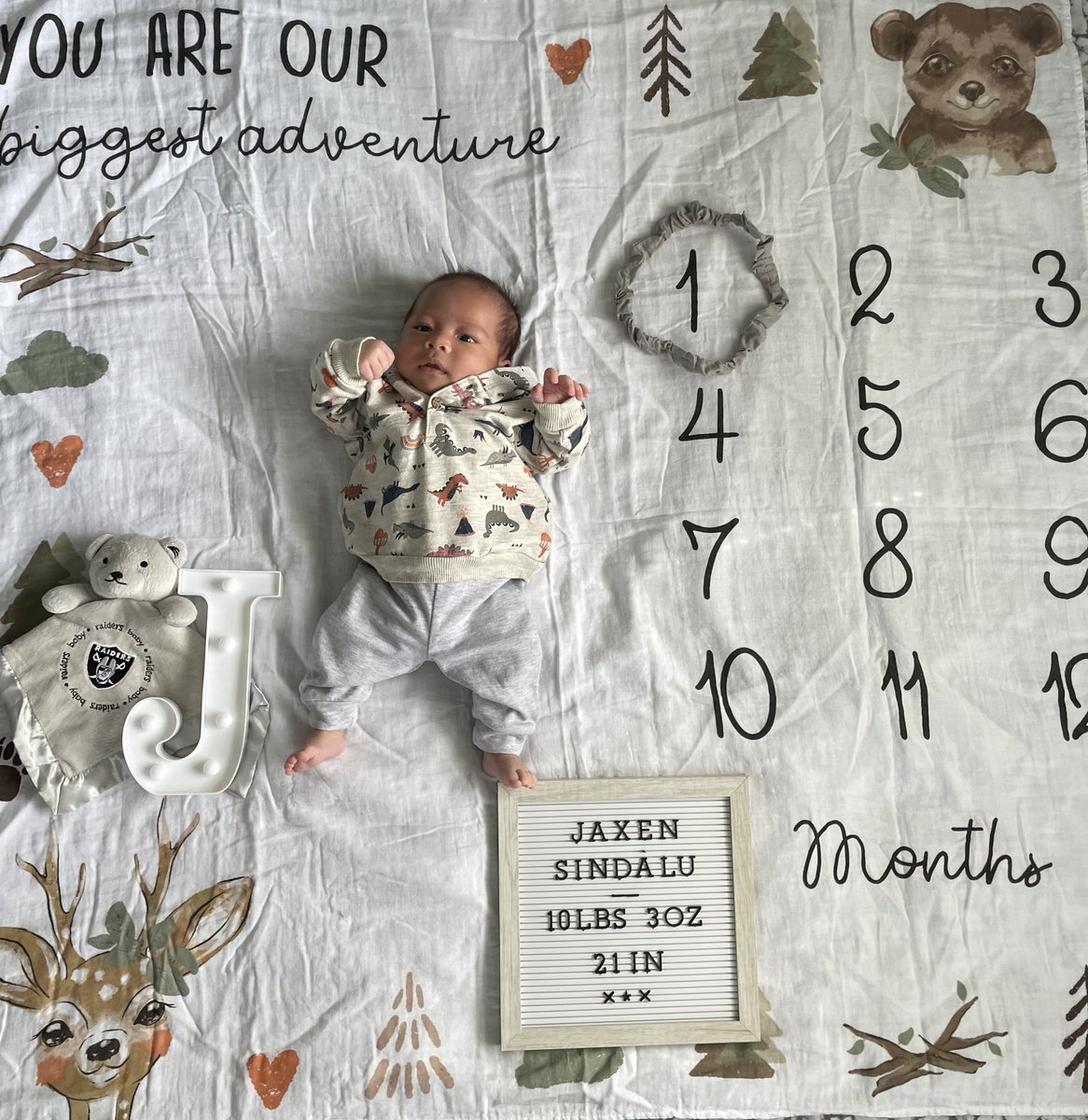 xvanahmae's tweet photo. Jax is One Month and Full of Love 🌿 https://t.co/2UyGTV7FsA