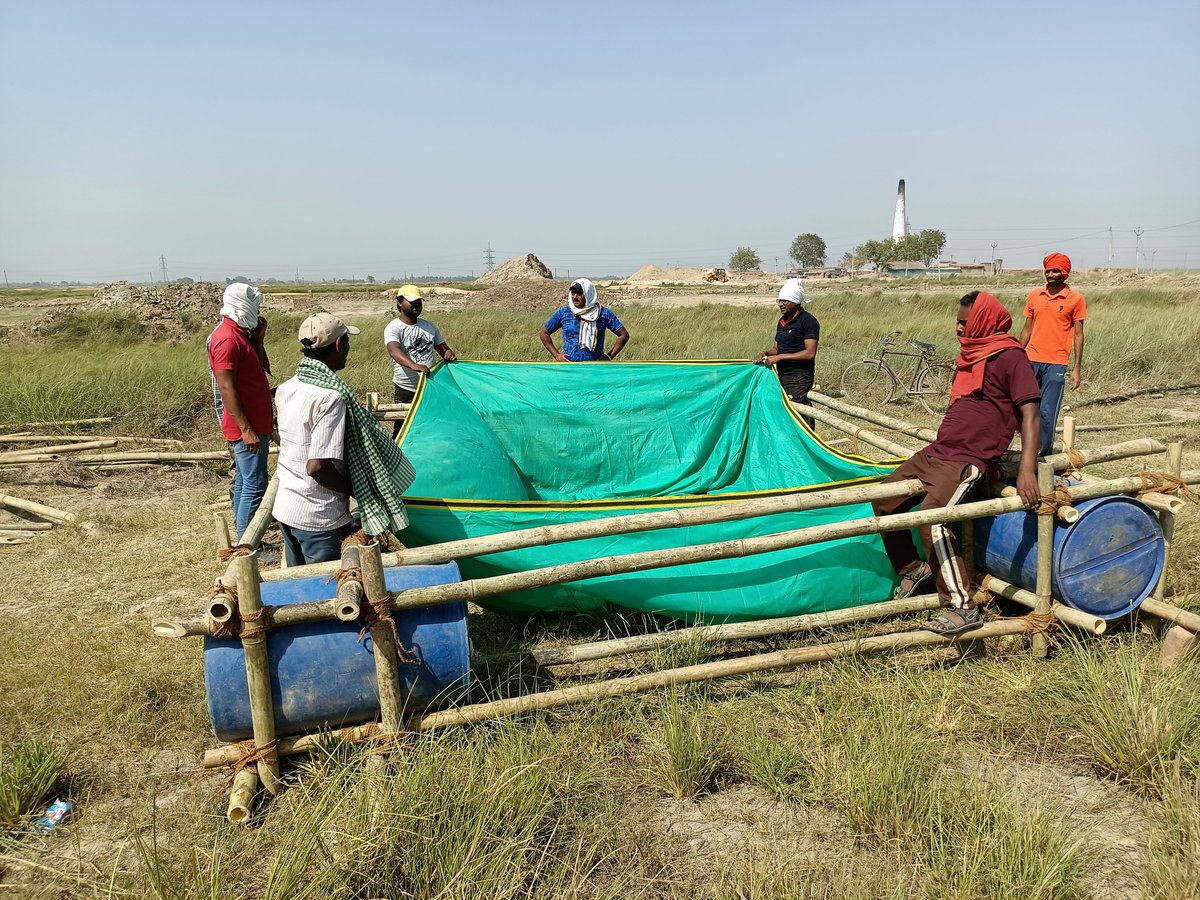 CEEahmedabad's tweet image. A 4-day workshop cum demonstration on #PenSystem &amp;amp; #CageSystem in pond by experts from #Maharashtra was organized with 24 members of #FishingCommunity from 10-13 Apr by #CEENorth &amp;amp; #CEECentral under CARE project in Bijhrauli village of Jandha Block of #Vaishali district of #Bihar
