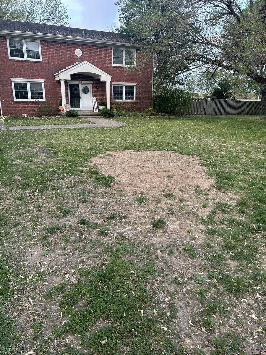 Ahmadfoody's tweet image. Thank you @KansasGas NOT only you don’t adjust your rates when we have mild winter you can’t even put our yards back together. Zero accountability and it’s starts with leadership @GovLauraKelly which I like but disappointed. #kansas @KCStar #utlity