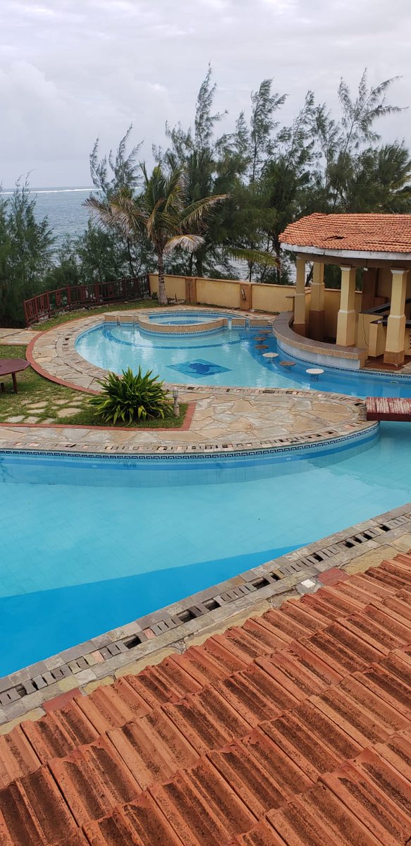 KitandaNa's tweet photo. Ocean, beach sunrise! ☀️☀️ Sea views, pool, jacuzzi, hot showers, swinging bed in this 3bedroom in Mombasa! 15k/night 0721578045, 0700391157
Shooter
Diana
Andrew Kibe
Miss Trudy
DP Gachagua
MITI CS Moses Kuria
Bahati
Babu Owino
Mombasa County
Ndii
Which Kenyans
Sudan Sacco
Miss P https://t.co/P3DkMgEfhI