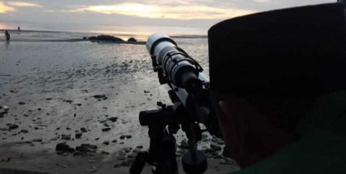 belitongtoday's tweet image. Kemenag Belitung Akan Pantau Hilal Idul Fitri 1444 Hijriah, Masdar Ajak Saling Menghormati Jika Terjadi Perbedaan

Baca Selengkapnya di
belitongtoday.com/kemenag-belitu…

#perbedaan 
#idulfitri1444H 
#menghormati 
#viral