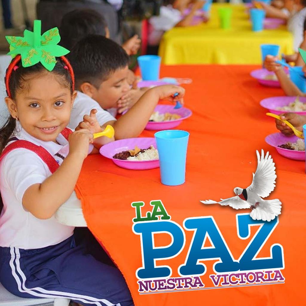 #UnidosEnVictorias nuestros niños y niñas disfrutando de ese lindo proyecto de paz y amor Medienda escolar que solo con nuestra Revolución ha sido posible que restituye los derechos de todas y todos #LaPazNuestraVictoria #LeonRevolucion
