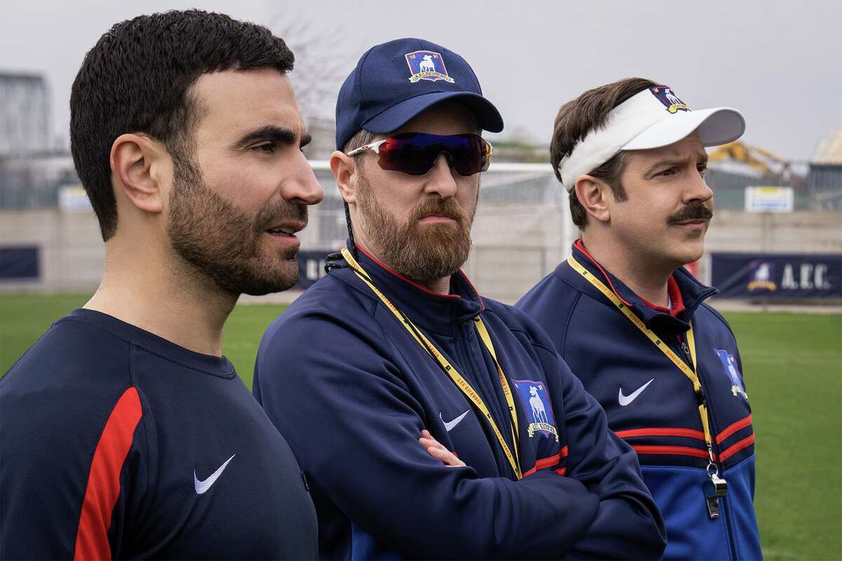 pjkey's tweet photo. Marketing genius at its finest! @Nike made a brilliant move by becoming the sponsor of AFC Richmond in 
Ted Lasso's third season. With the main character sporting their gear in every scene, the Nike logo was visible in a whopping 92% of scenes in the first episode. That's some serious exposure! Who else thinks this was a smart #marketing move?