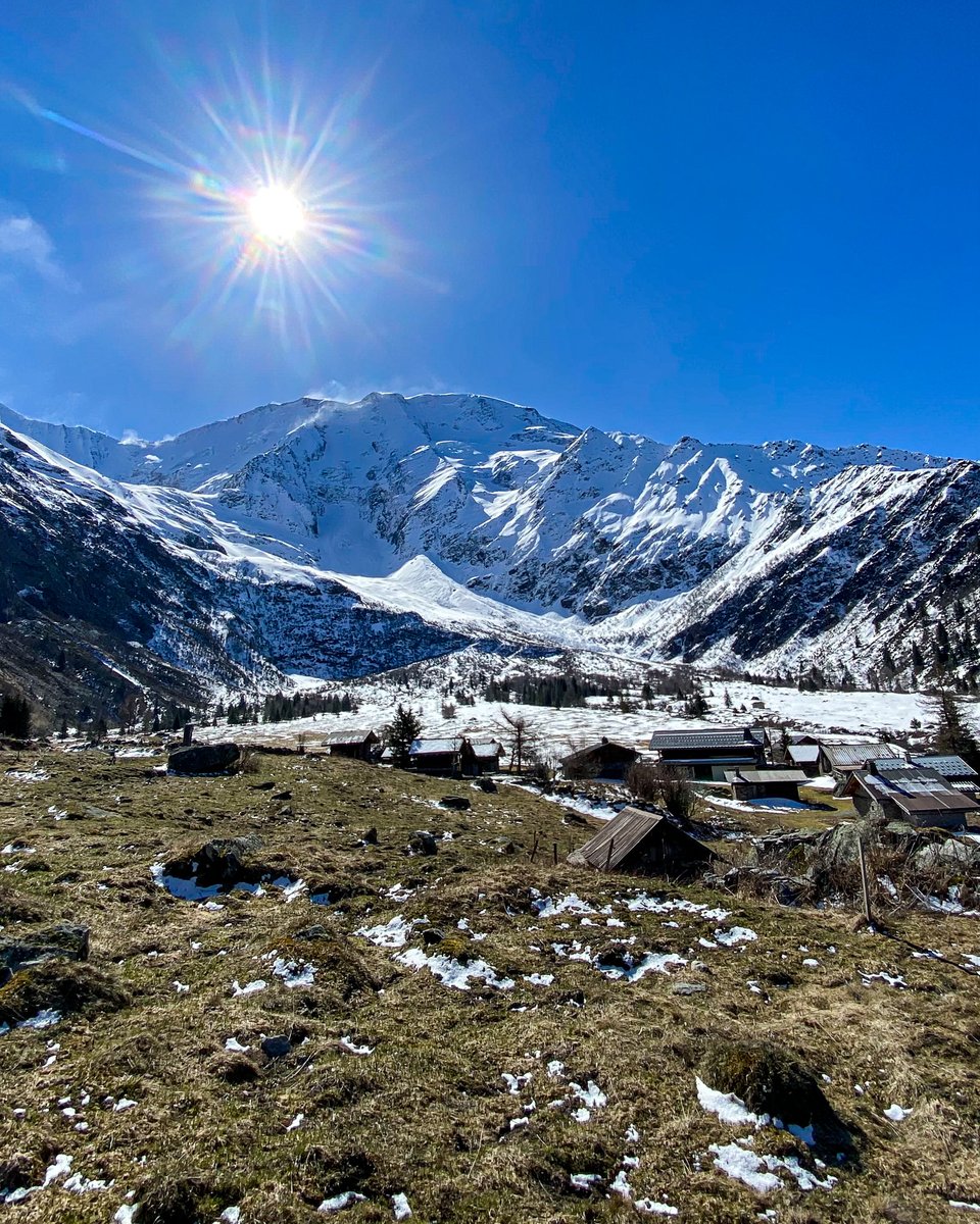 Saint_Gervais's tweet image. Au tour du hameau de #Miage de sortir de l'hiver ☀🏔

💡 Psst : ouverture du refuge le 1er mai !
