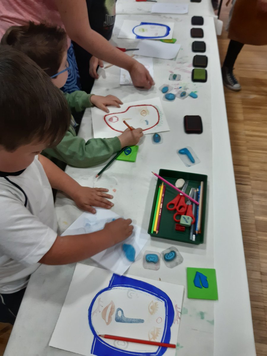 Biblioteca Pardillo tweet media